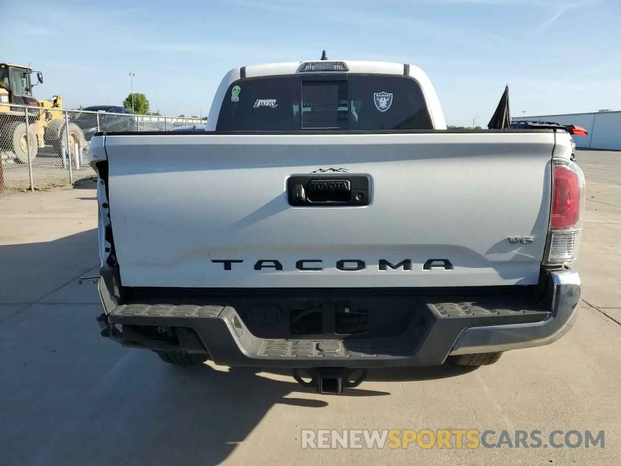 6 Photograph of a damaged car 3TMCZ5AN9PM638538 TOYOTA TACOMA 2023