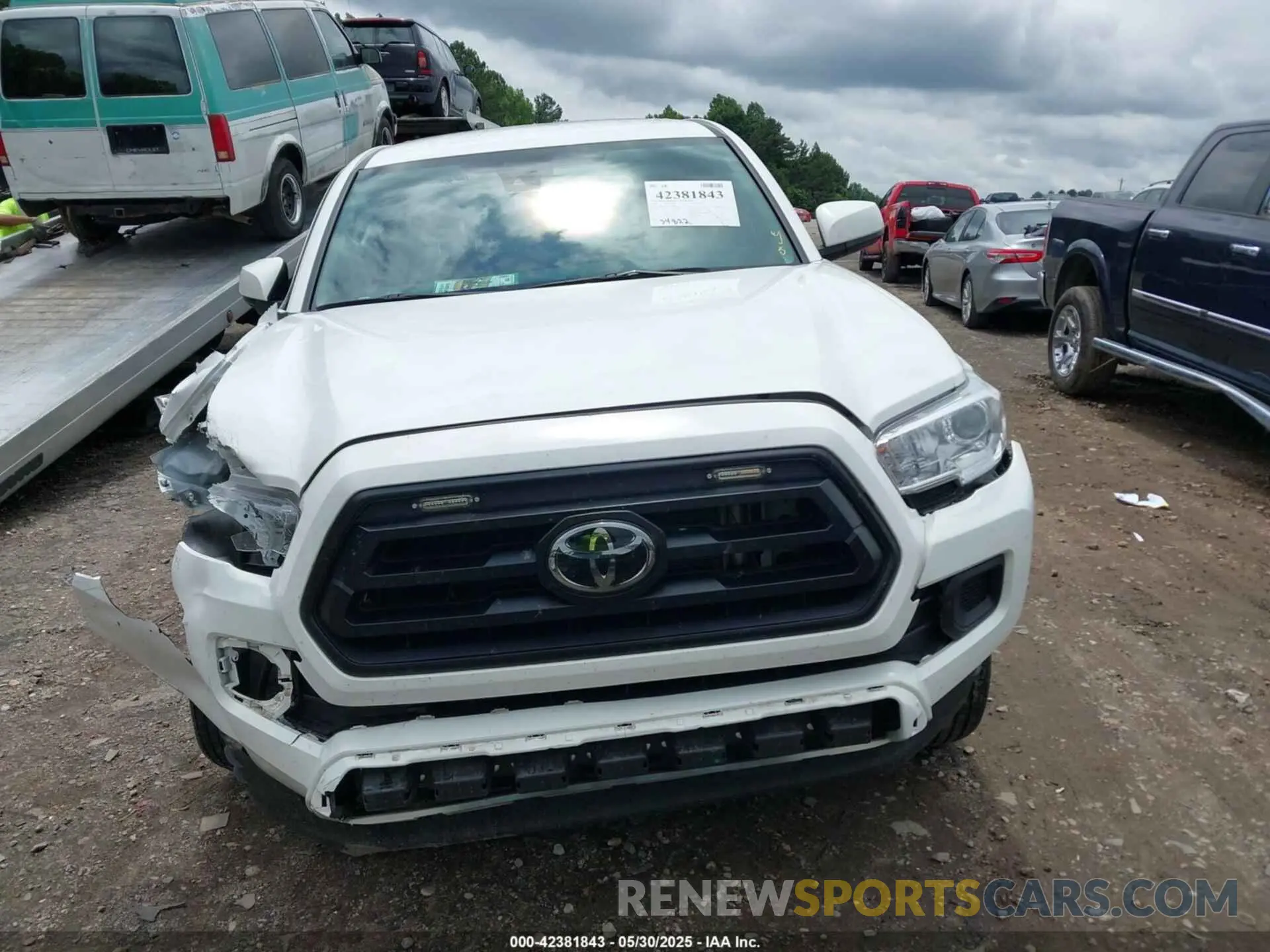 12 Photograph of a damaged car 3TMCZ5AN9PM647787 TOYOTA TACOMA 2023