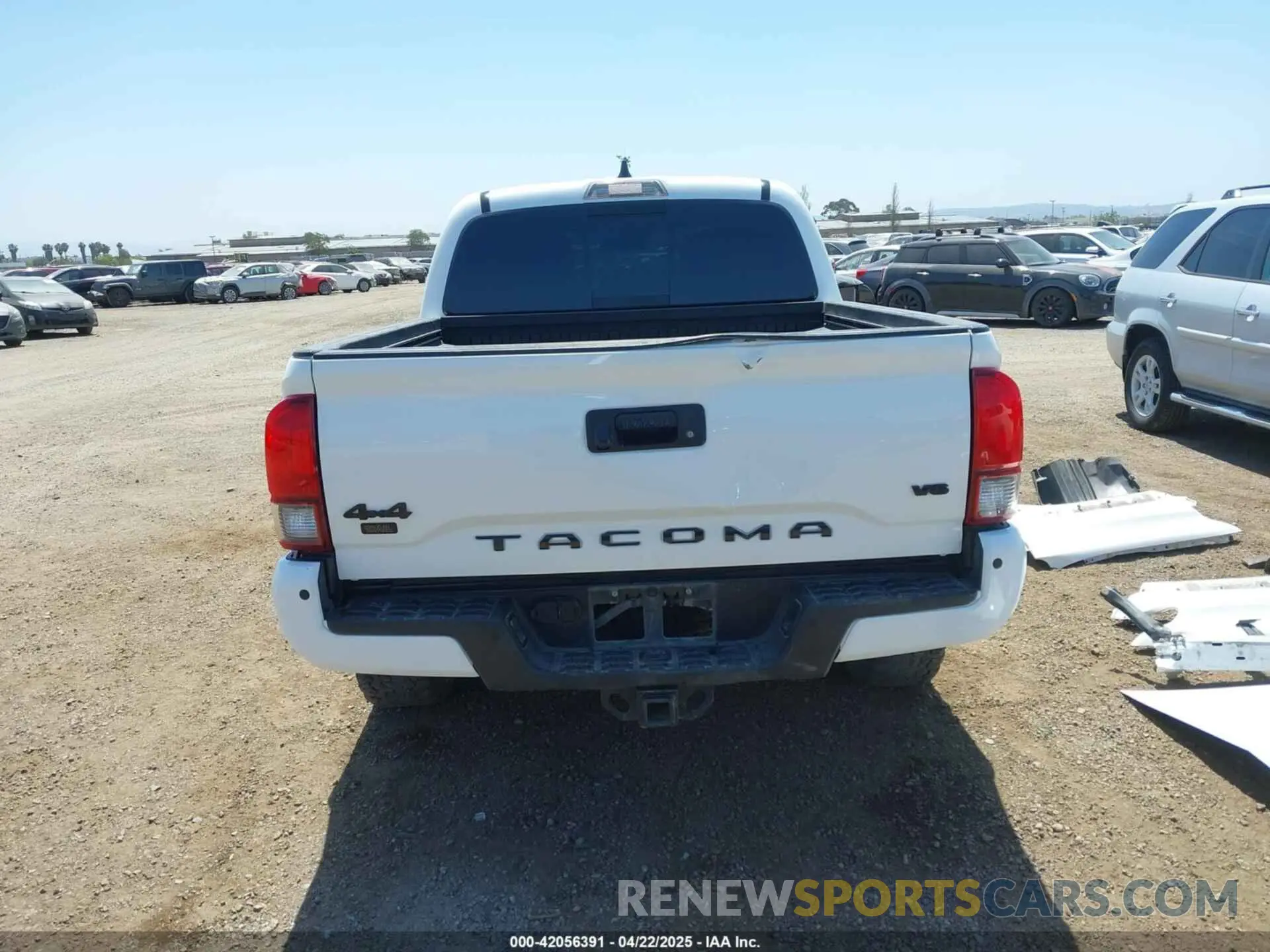 17 Photograph of a damaged car 3TMCZ5ANXPM534852 TOYOTA TACOMA 2023