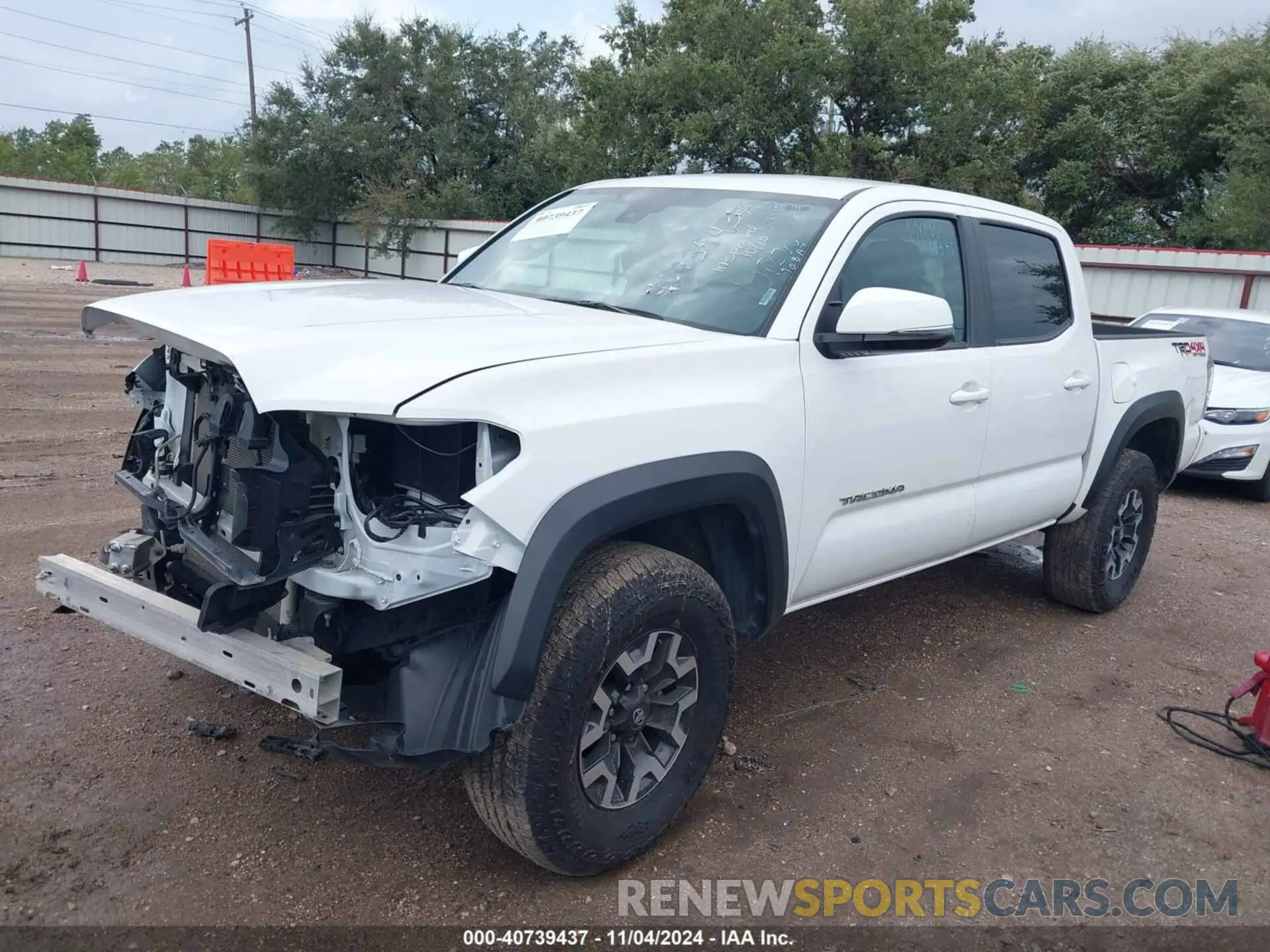 2 Photograph of a damaged car 3TMCZ5ANXPM611770 TOYOTA TACOMA 2023