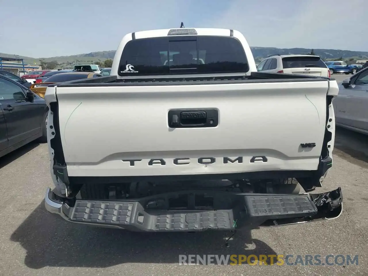 6 Photograph of a damaged car 3TMCZ5ANXPM613129 TOYOTA TACOMA 2023