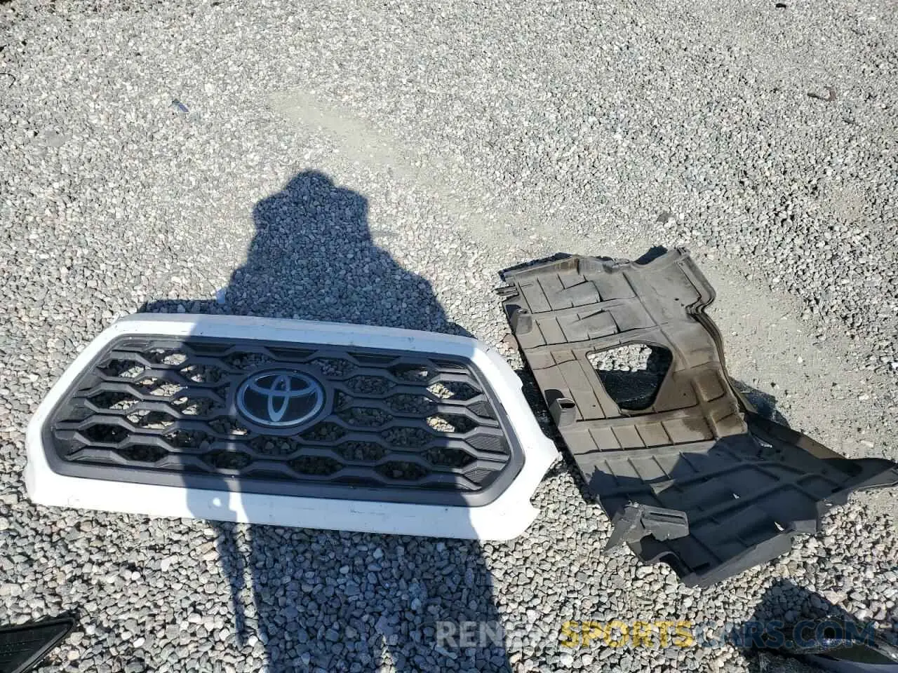 12 Photograph of a damaged car 3TMCZ5ANXPM649581 TOYOTA TACOMA 2023