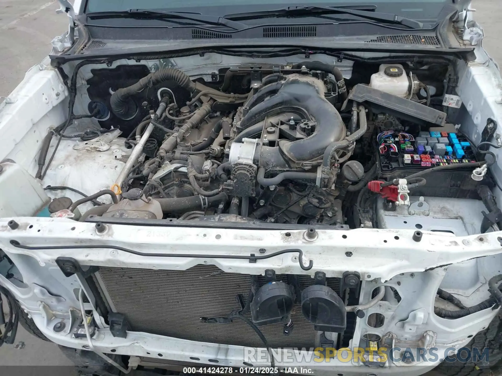 10 Photograph of a damaged car 3TMDZ5BN0PM156107 TOYOTA TACOMA 2023