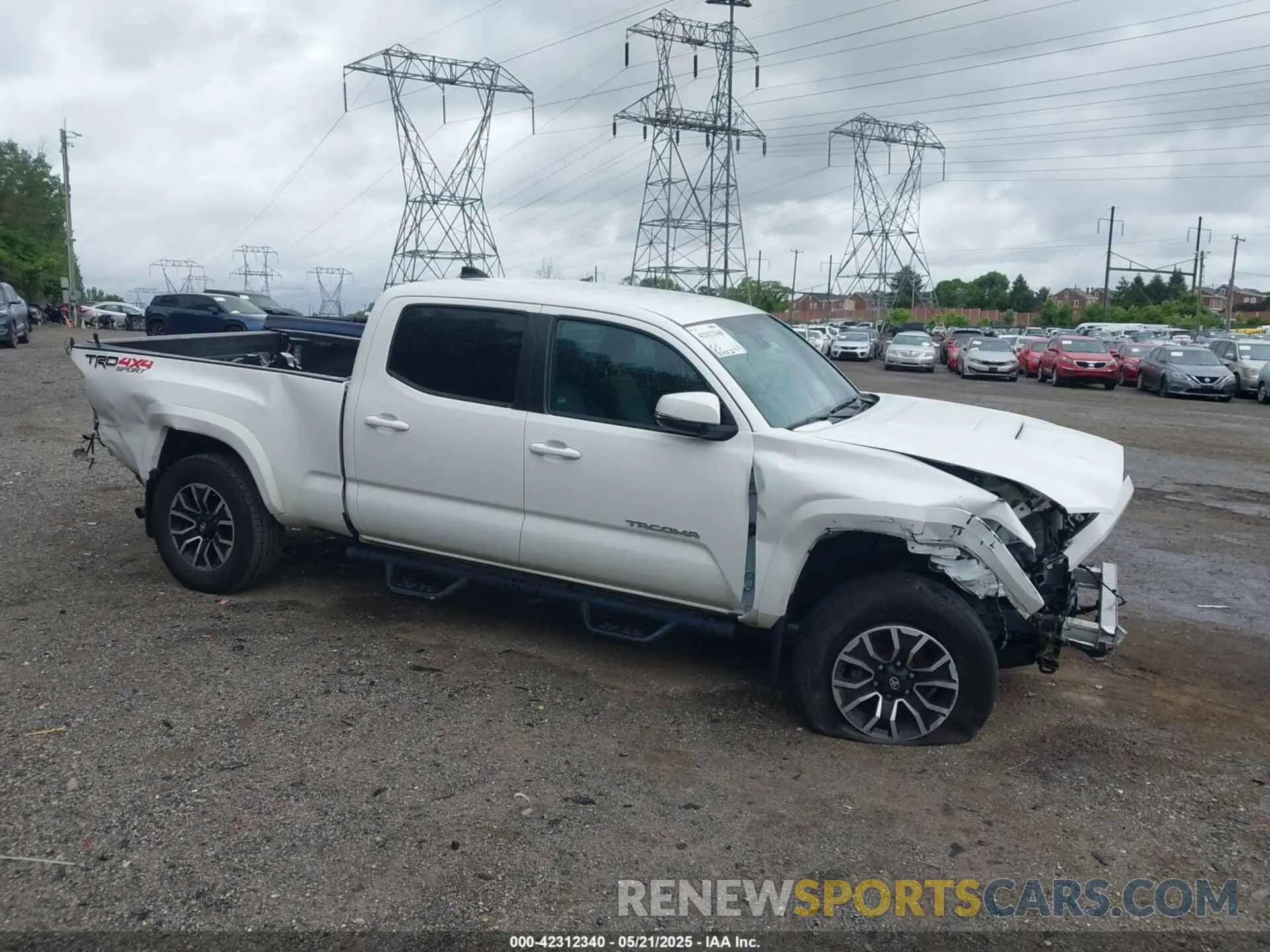 18 Photograph of a damaged car 3TMDZ5BN3PM141729 TOYOTA TACOMA 2023