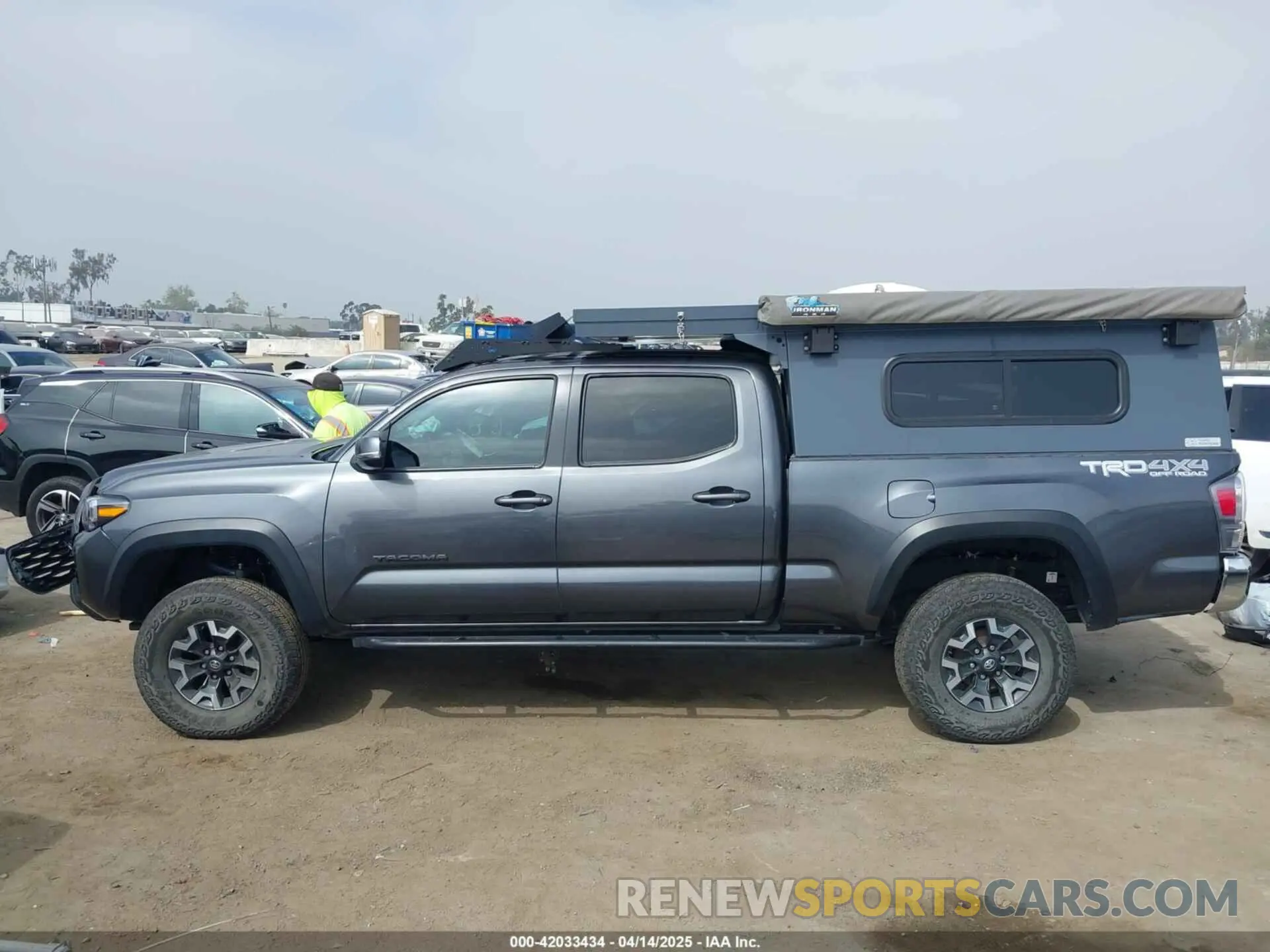 14 Photograph of a damaged car 3TMDZ5BN3PM143867 TOYOTA TACOMA 2023