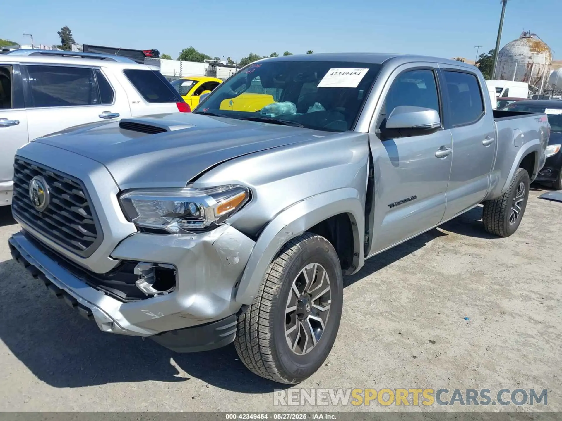 2 Photograph of a damaged car 3TMDZ5BN4PM157549 TOYOTA TACOMA 2023