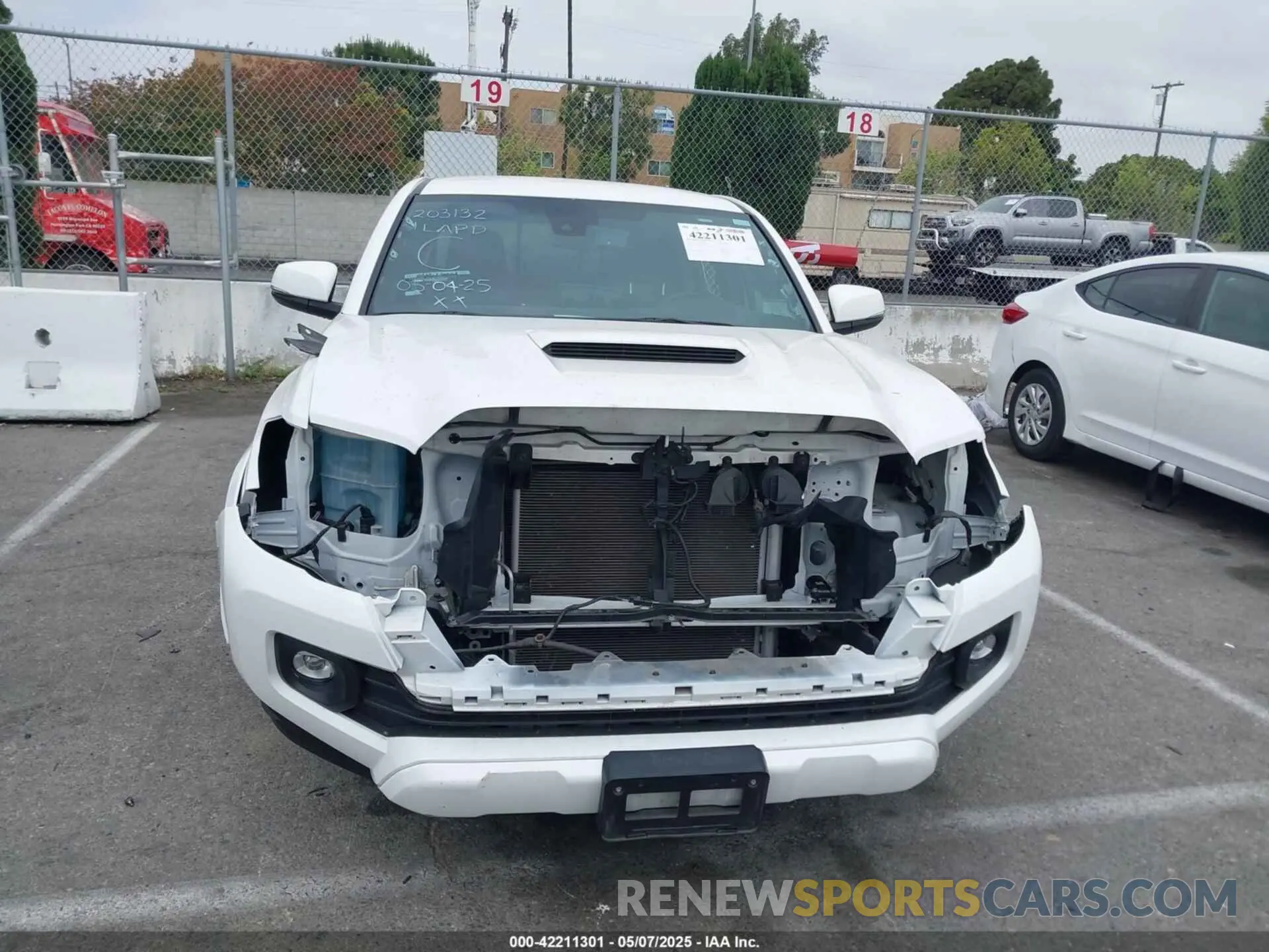 12 Photograph of a damaged car 3TMDZ5BN8PM167825 TOYOTA TACOMA 2023