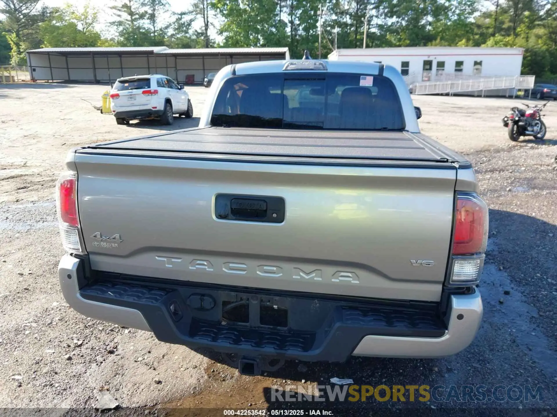16 Photograph of a damaged car 3TMGZ5AN6PM611072 TOYOTA TACOMA 2023