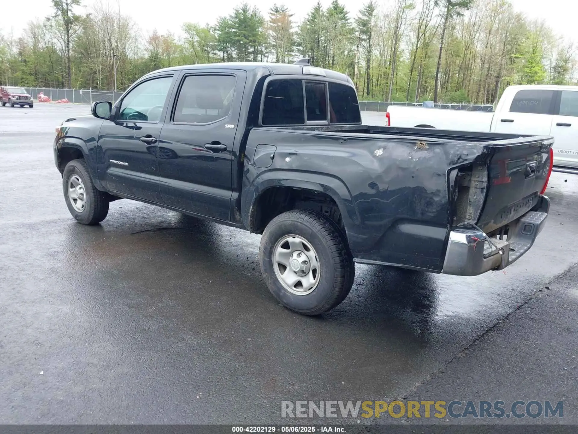 3 Photograph of a damaged car 3TYAX5GN6PT069611 TOYOTA TACOMA 2023
