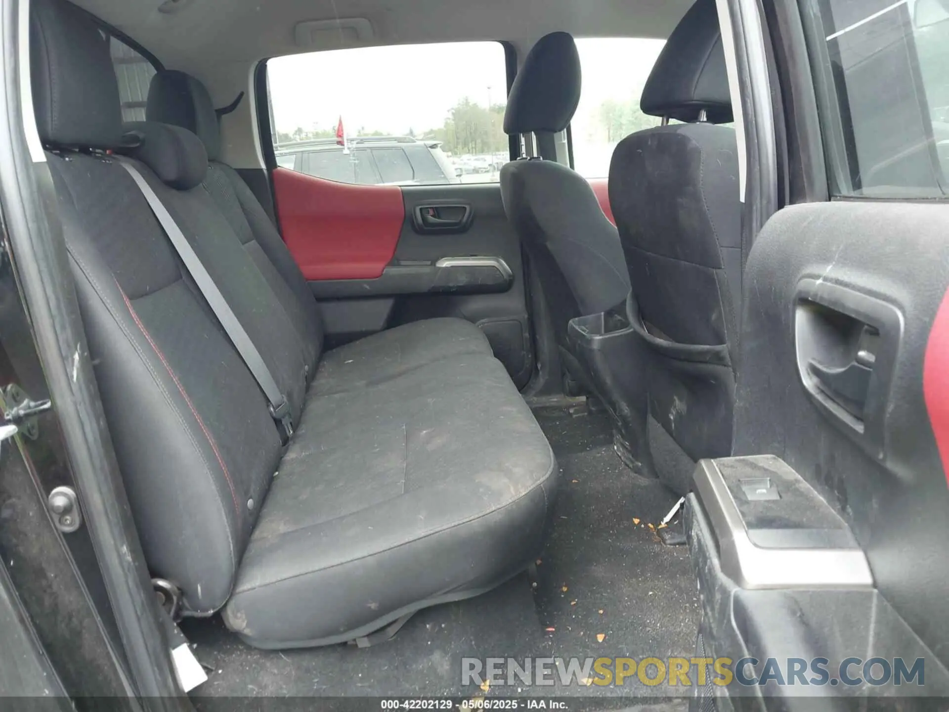 8 Photograph of a damaged car 3TYAX5GN6PT069611 TOYOTA TACOMA 2023