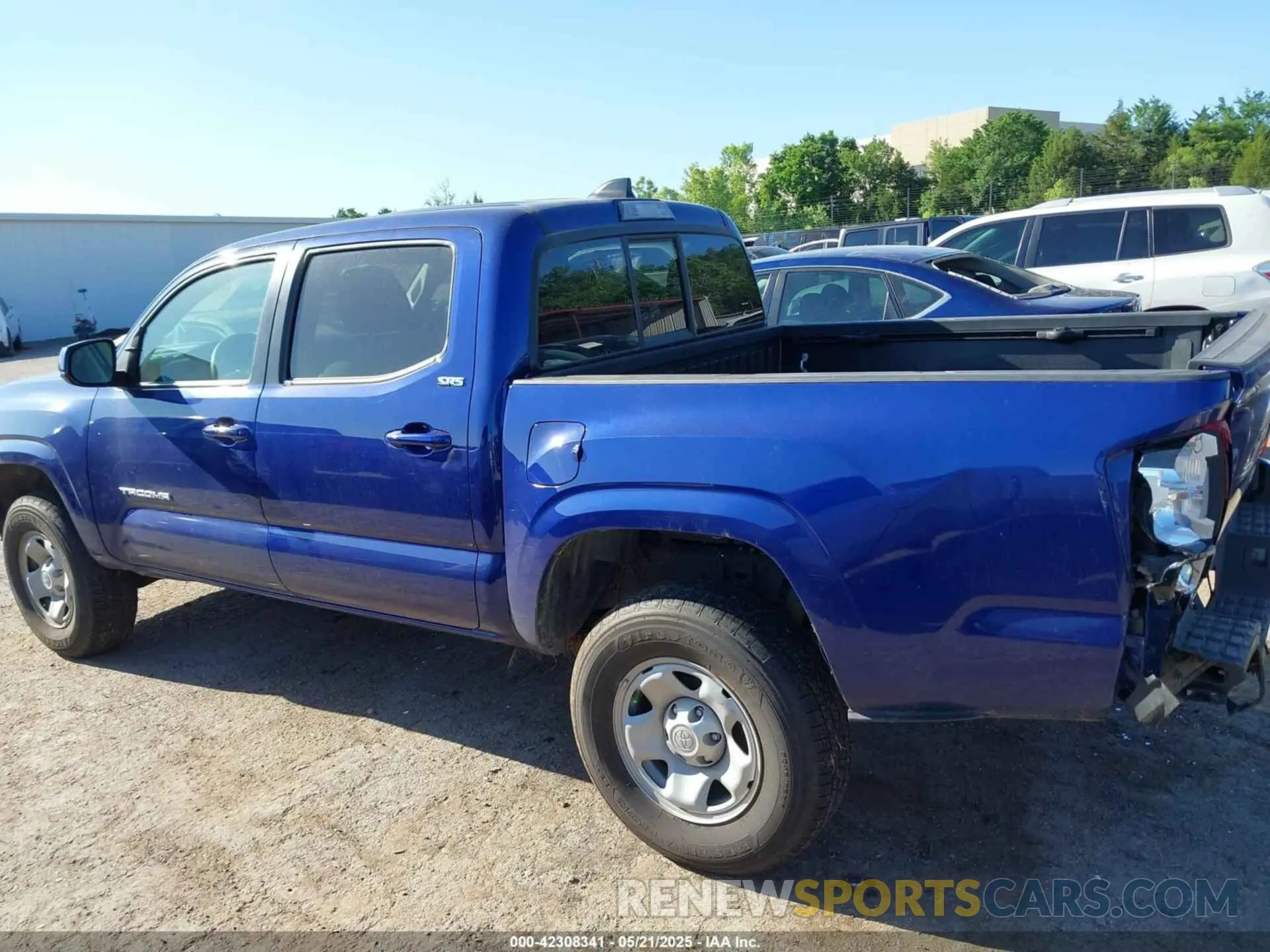 14 Photograph of a damaged car 3TYAX5GN6PT090409 TOYOTA TACOMA 2023