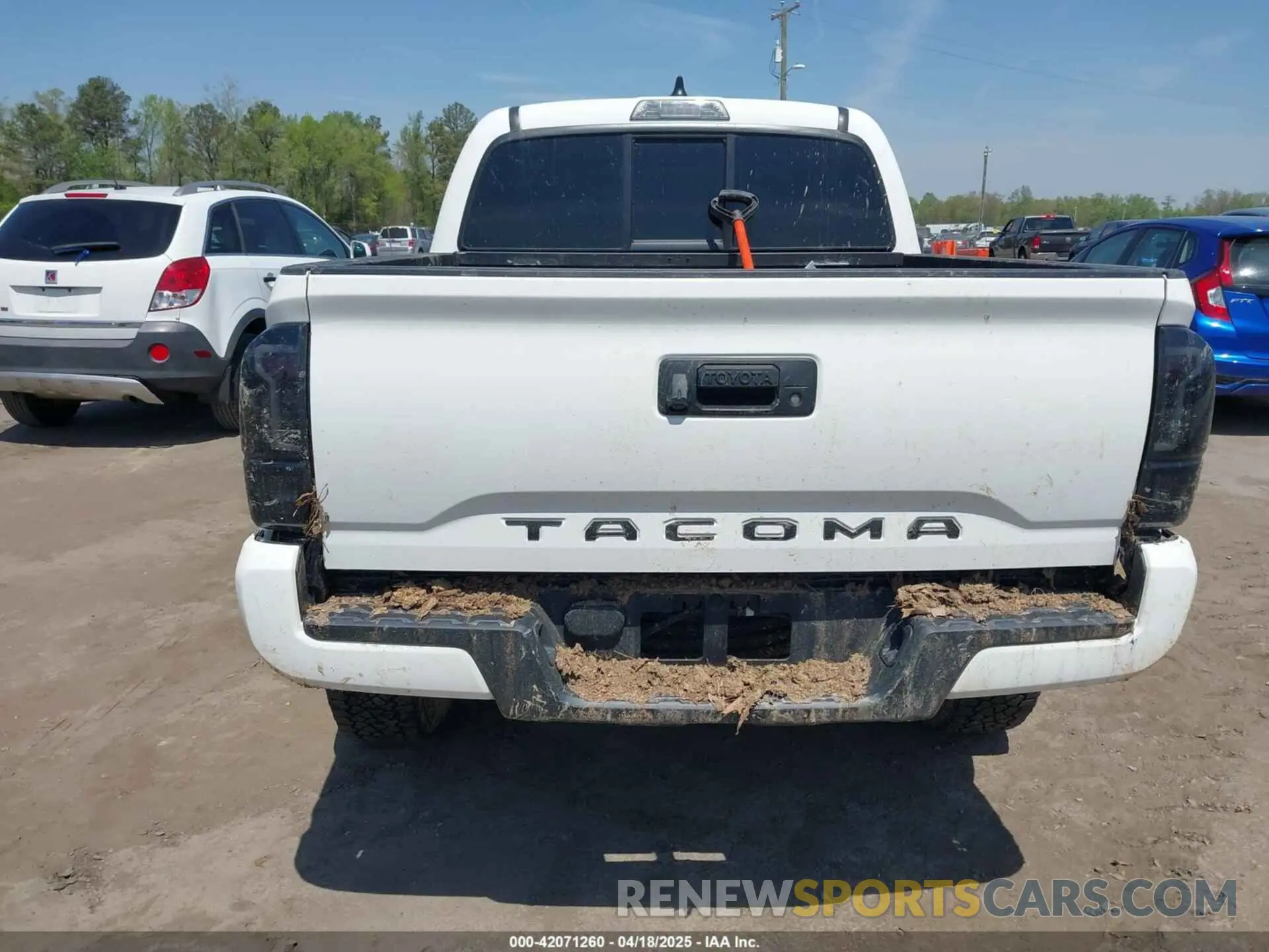 16 Photograph of a damaged car 3TYAX5GN7PT079130 TOYOTA TACOMA 2023