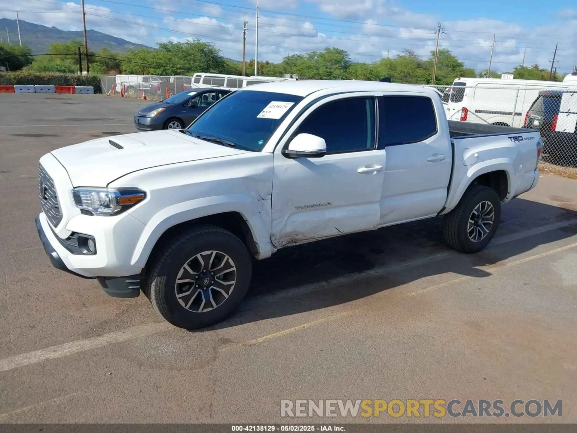 2 Photograph of a damaged car 3TYAZ5CN5PT042531 TOYOTA TACOMA 2023
