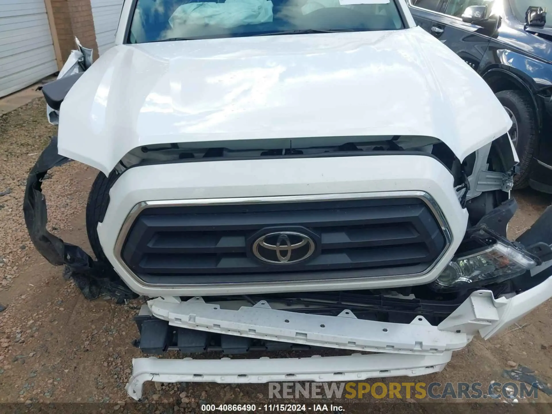 11 Photograph of a damaged car 3TYAZ5CN6PT039427 TOYOTA TACOMA 2023