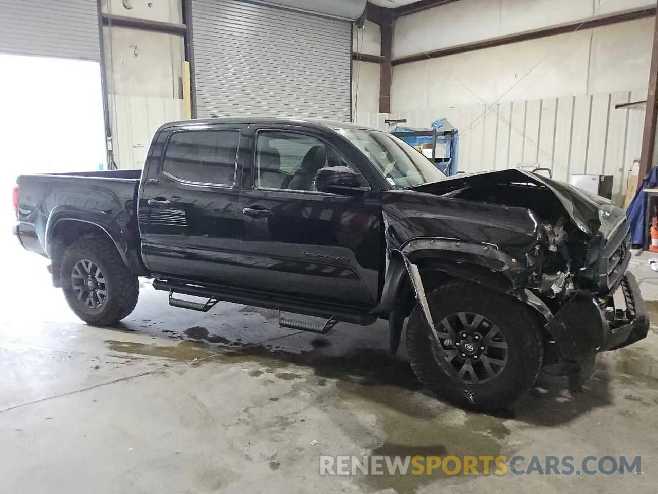 4 Photograph of a damaged car 3TYAZ5CN7PT036651 TOYOTA TACOMA 2023