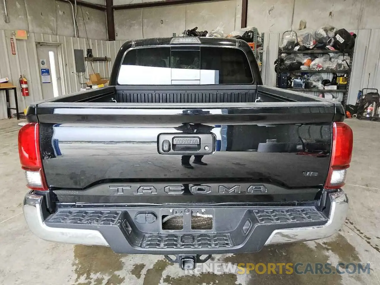 6 Photograph of a damaged car 3TYAZ5CN7PT036651 TOYOTA TACOMA 2023