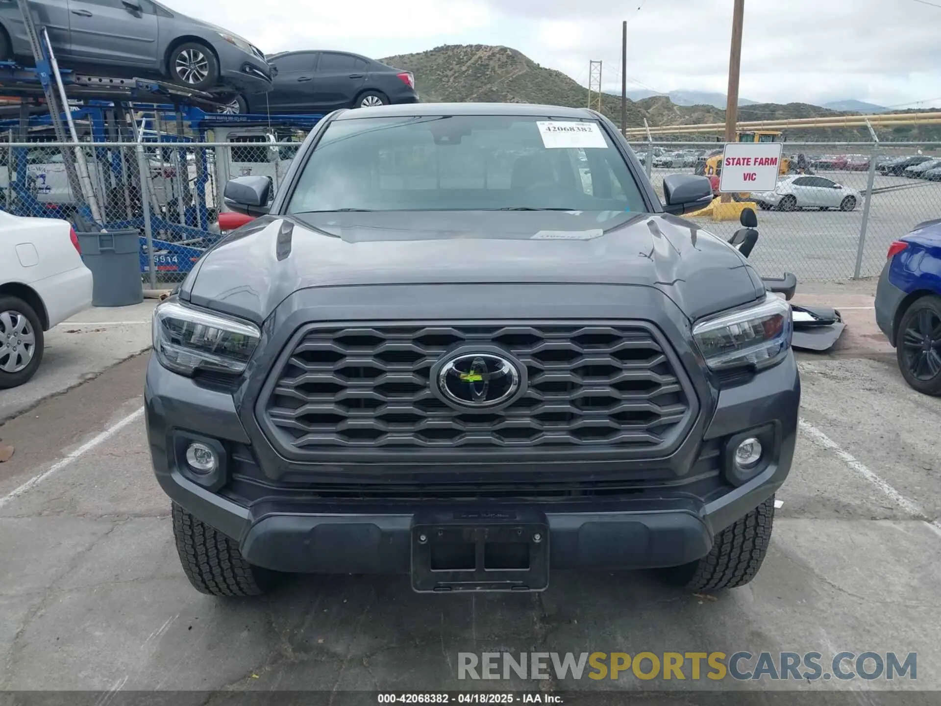 12 Photograph of a damaged car 3TYAZ5CN8PT042149 TOYOTA TACOMA 2023