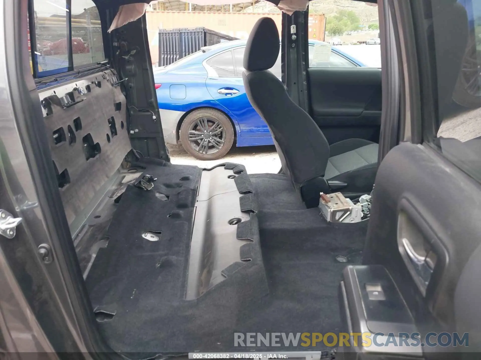 8 Photograph of a damaged car 3TYAZ5CN8PT042149 TOYOTA TACOMA 2023