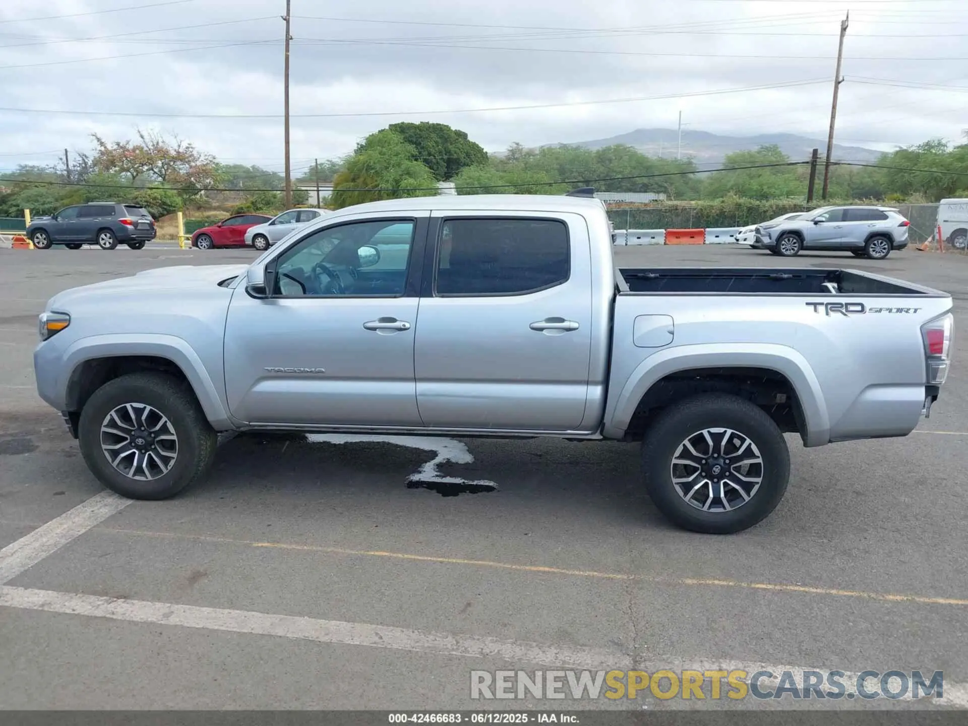 15 Photograph of a damaged car 3TYAZ5CN9PT025098 TOYOTA TACOMA 2023