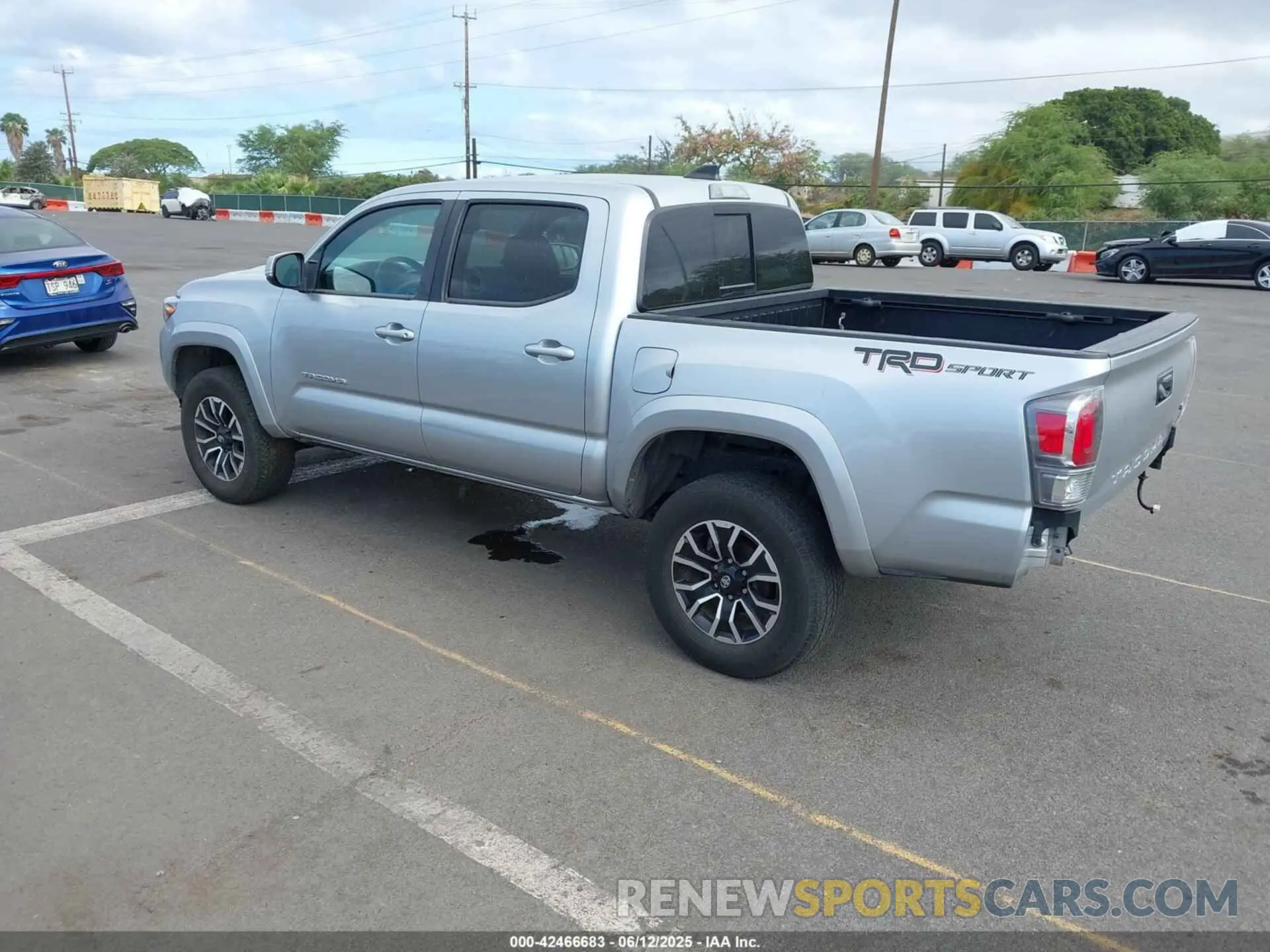 3 Photograph of a damaged car 3TYAZ5CN9PT025098 TOYOTA TACOMA 2023