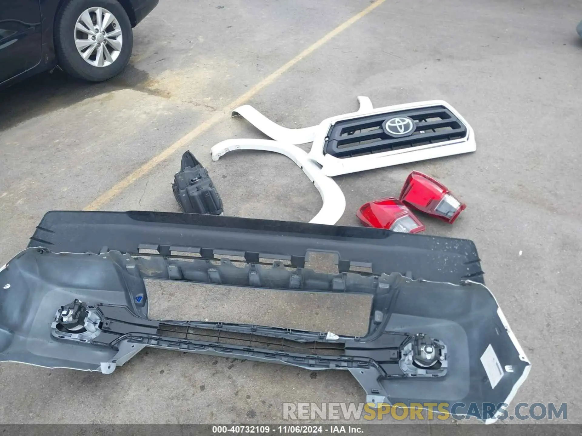 12 Photograph of a damaged car 3TYCZ5AN0PT111251 TOYOTA TACOMA 2023
