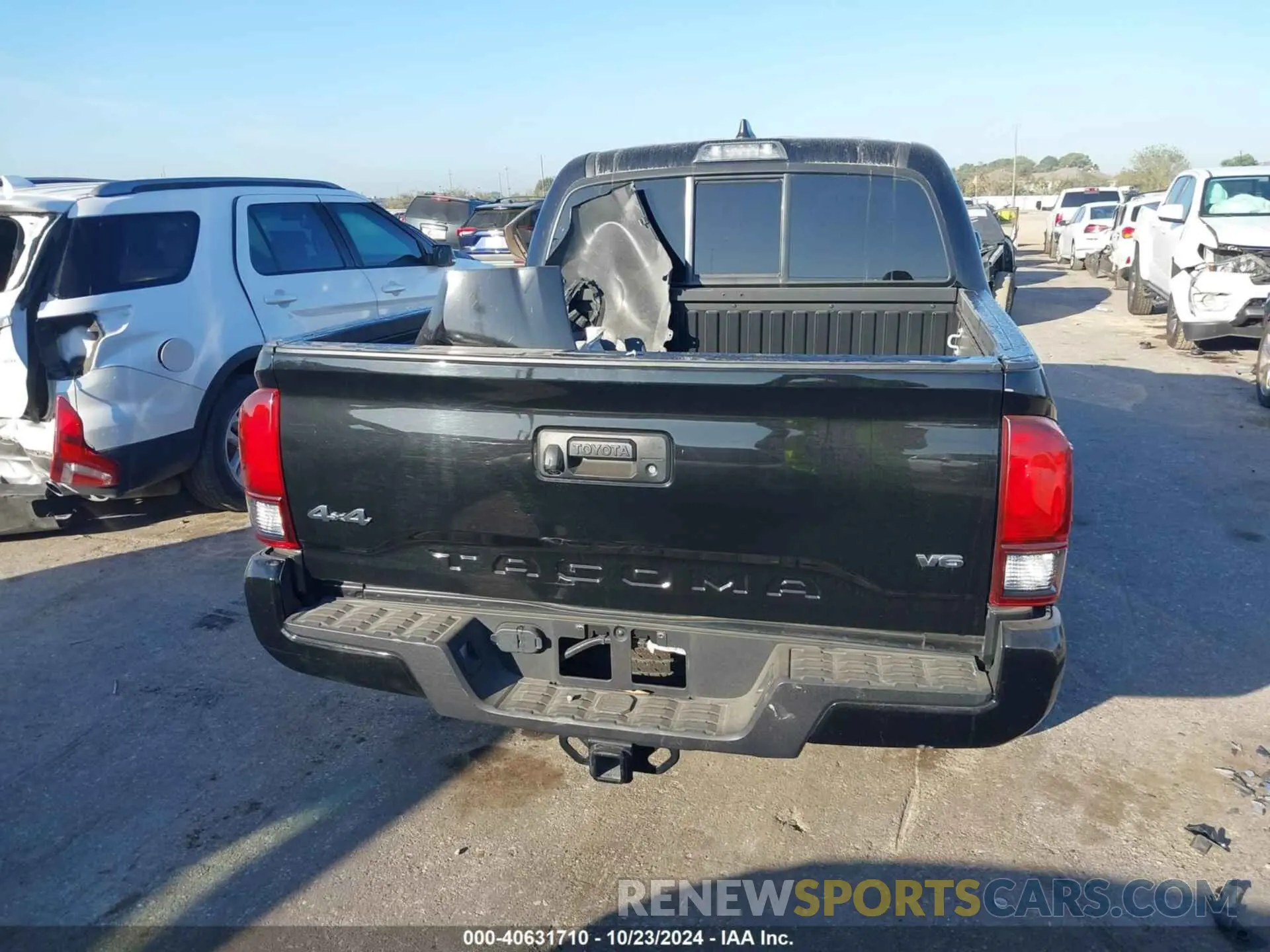 17 Photograph of a damaged car 3TYCZ5AN0PT154195 TOYOTA TACOMA 2023