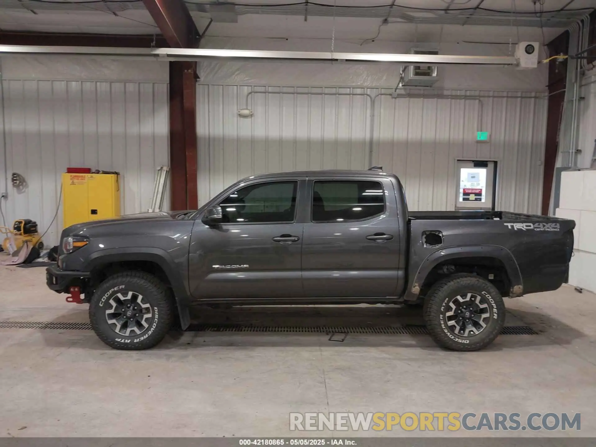15 Photograph of a damaged car 3TYCZ5AN0PT178013 TOYOTA TACOMA 2023
