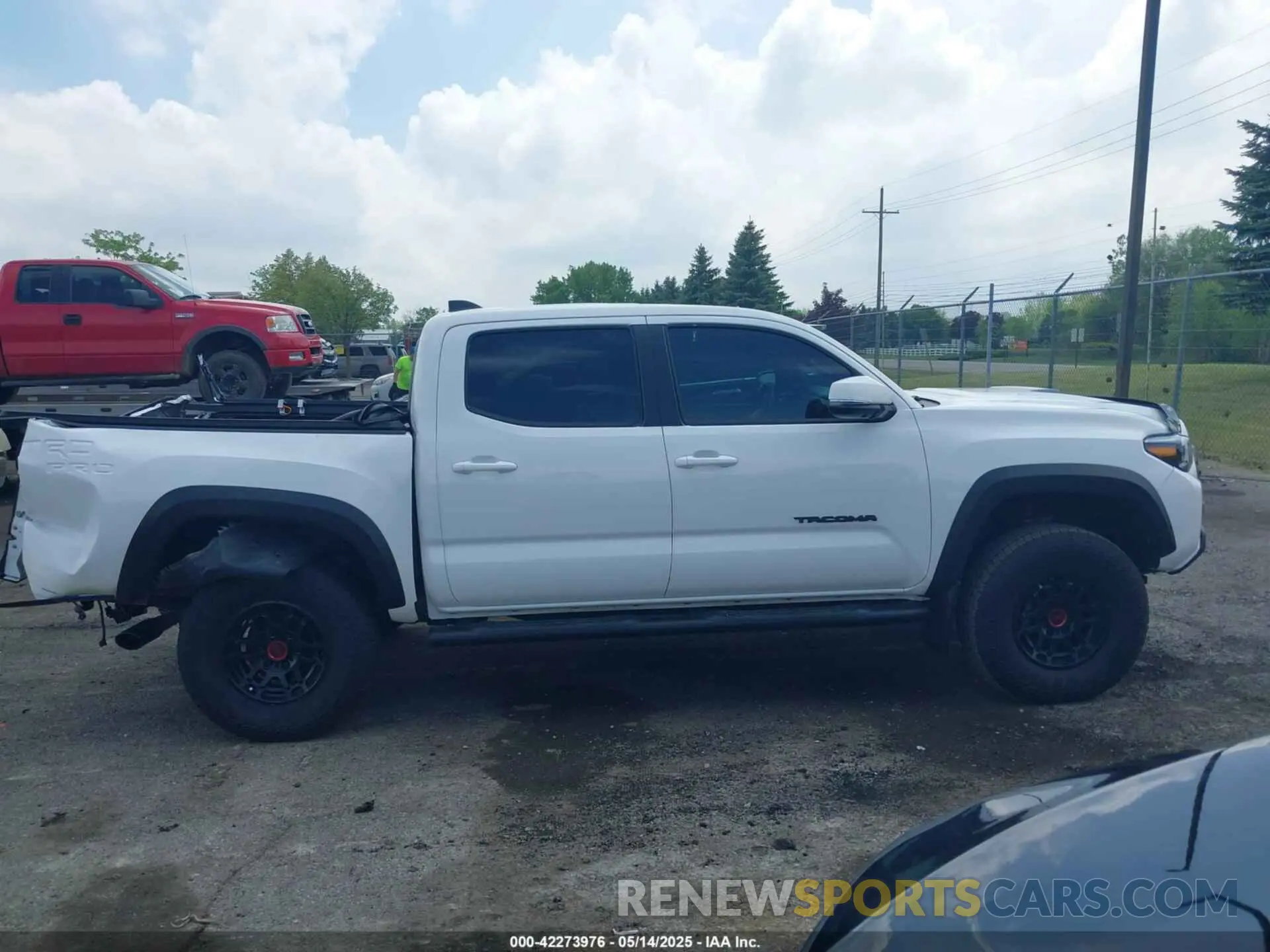 13 Photograph of a damaged car 3TYCZ5AN1PT153654 TOYOTA TACOMA 2023