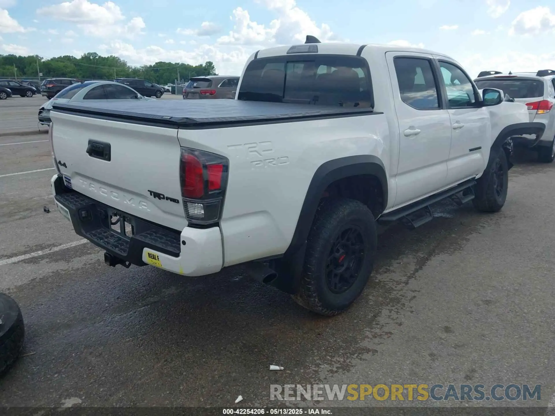 4 Photograph of a damaged car 3TYCZ5AN2PT145109 TOYOTA TACOMA 2023