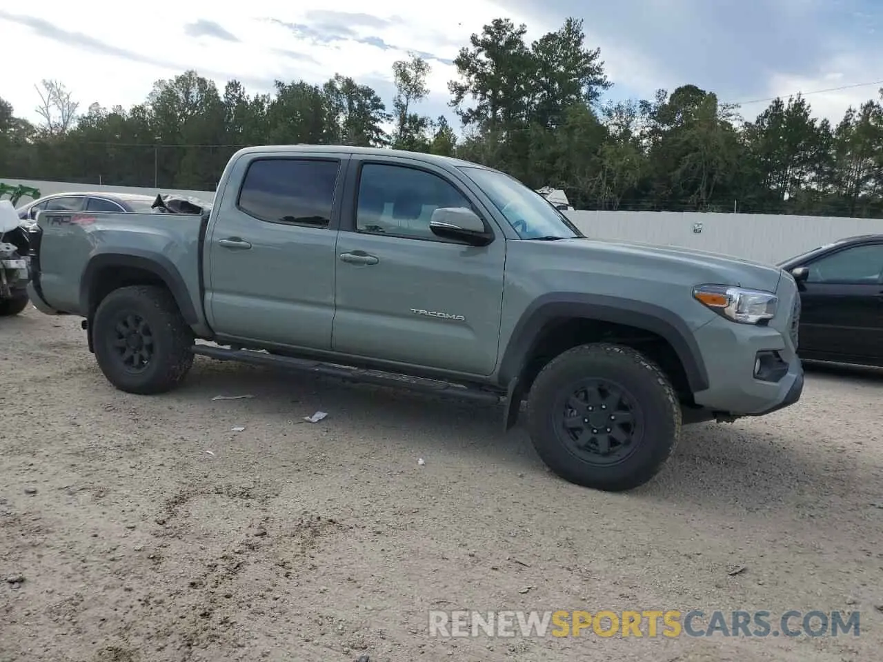 4 Photograph of a damaged car 3TYCZ5AN3PT126617 TOYOTA TACOMA 2023