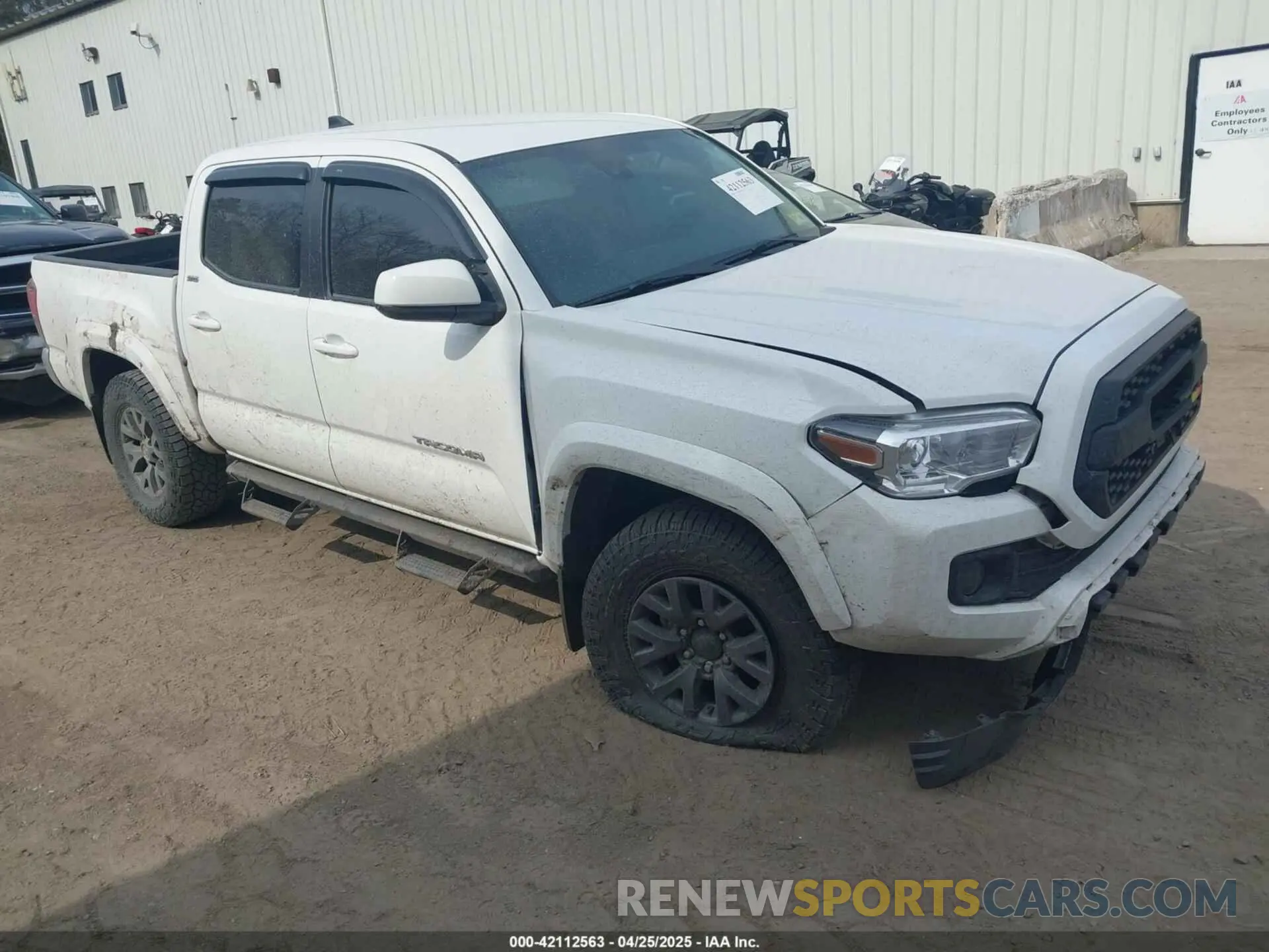 1 Photograph of a damaged car 3TYCZ5AN4PT136492 TOYOTA TACOMA 2023