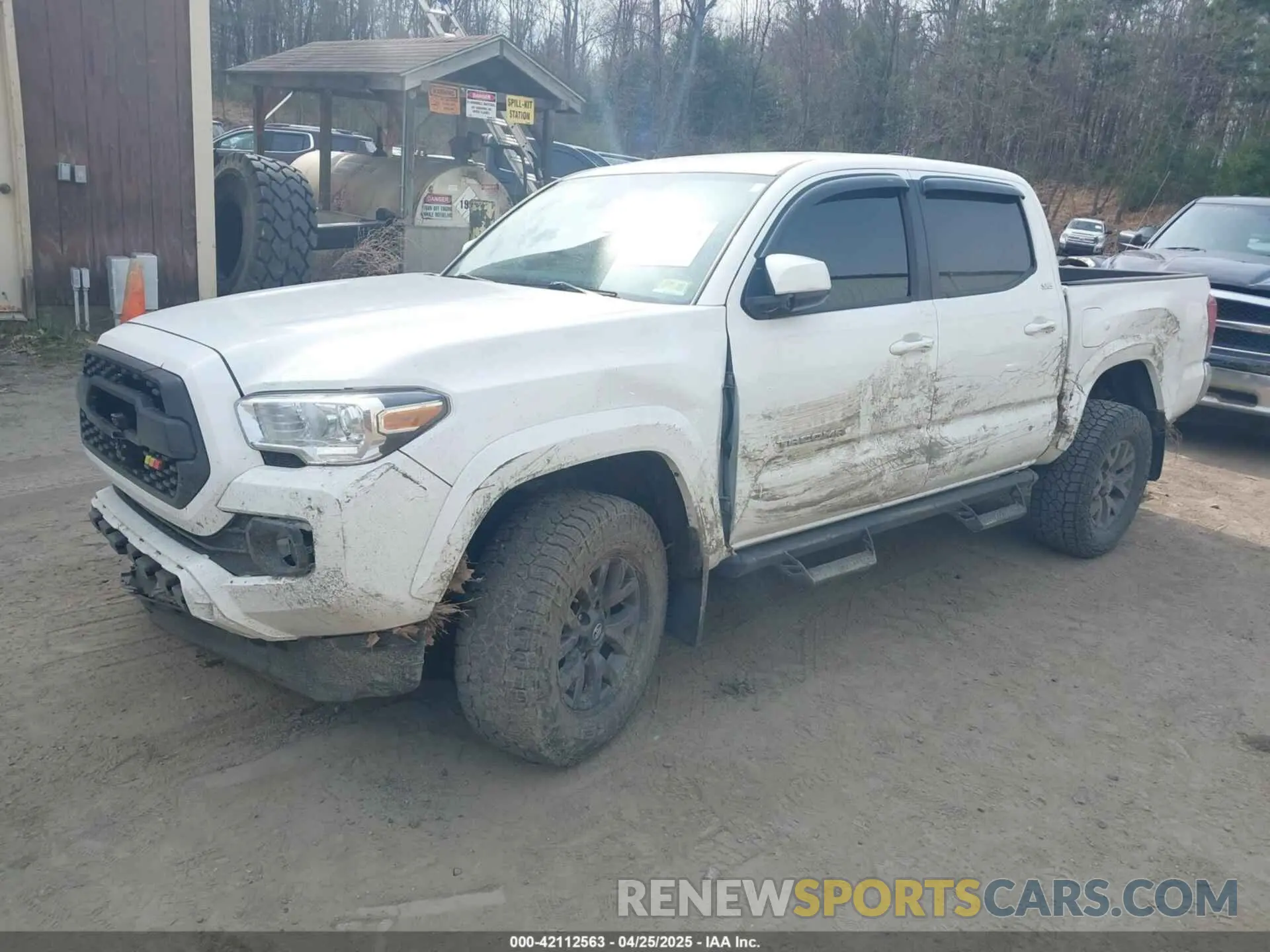 2 Photograph of a damaged car 3TYCZ5AN4PT136492 TOYOTA TACOMA 2023