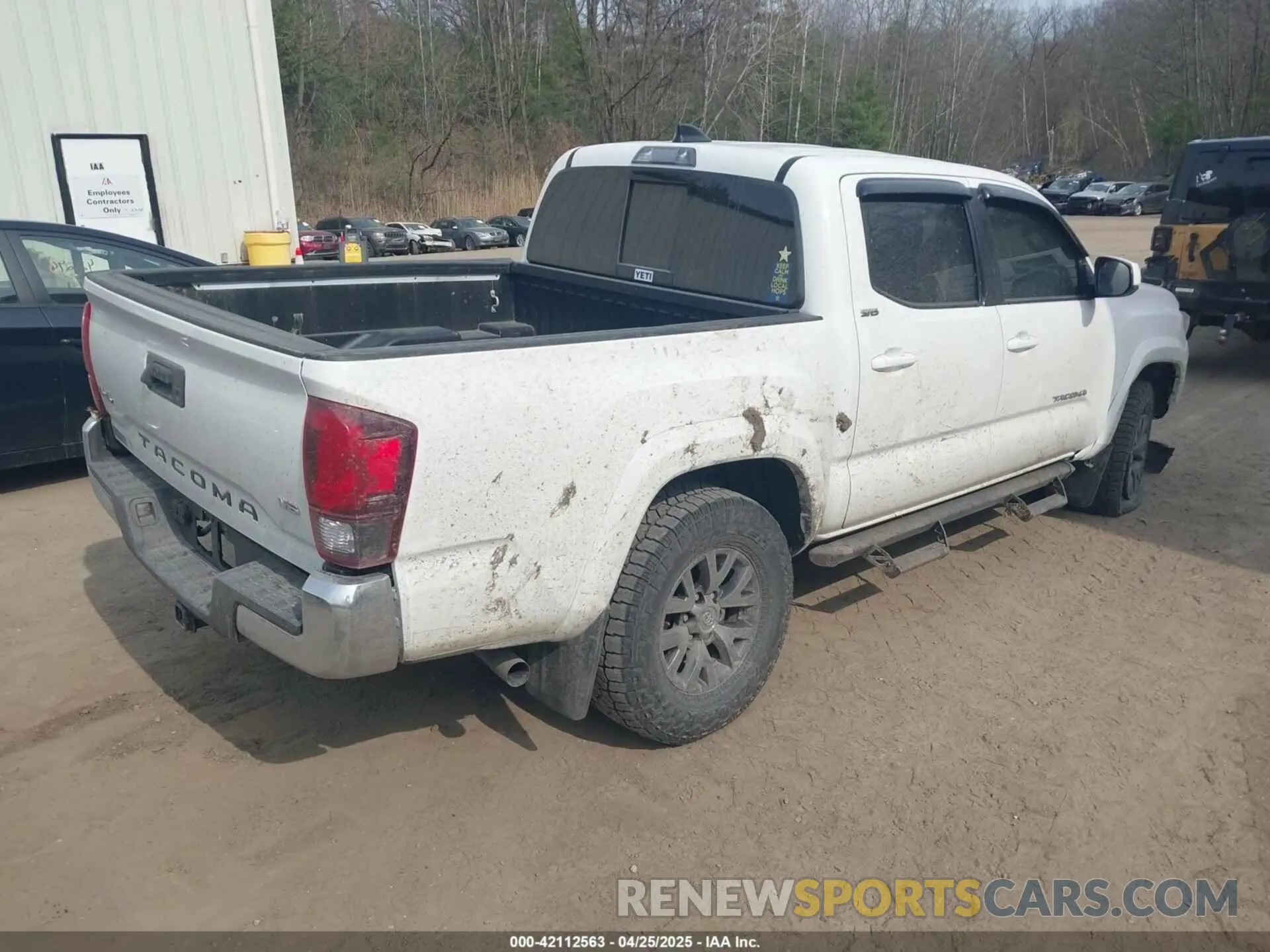 4 Photograph of a damaged car 3TYCZ5AN4PT136492 TOYOTA TACOMA 2023