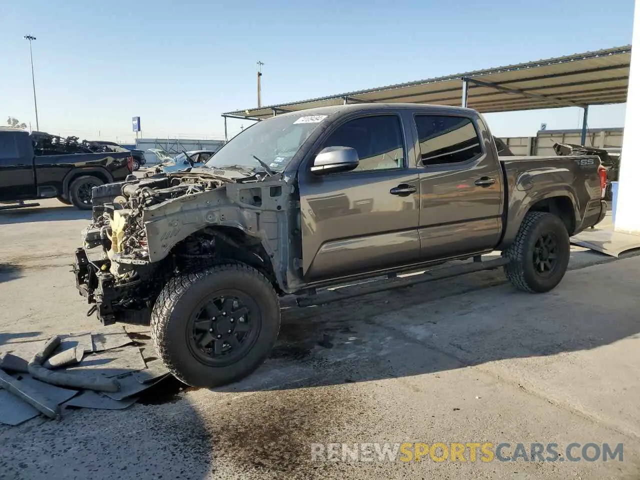 1 Photograph of a damaged car 3TYCZ5AN5PT142849 TOYOTA TACOMA 2023