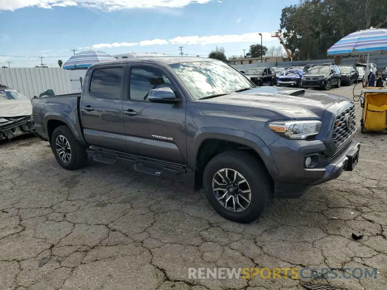 4 Photograph of a damaged car 3TYCZ5AN6PT110119 TOYOTA TACOMA 2023