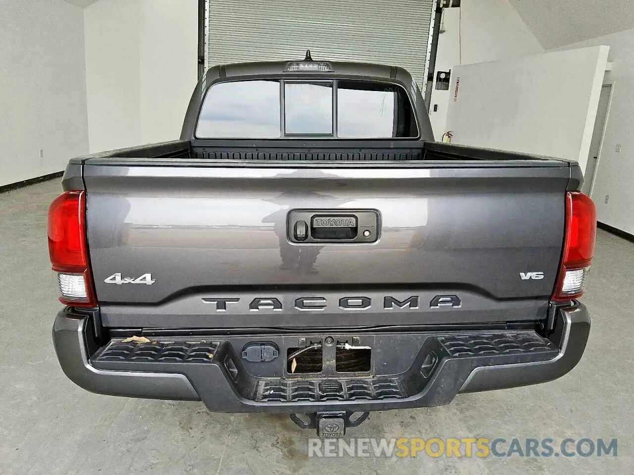 6 Photograph of a damaged car 3TYCZ5AN6PT147154 TOYOTA TACOMA 2023