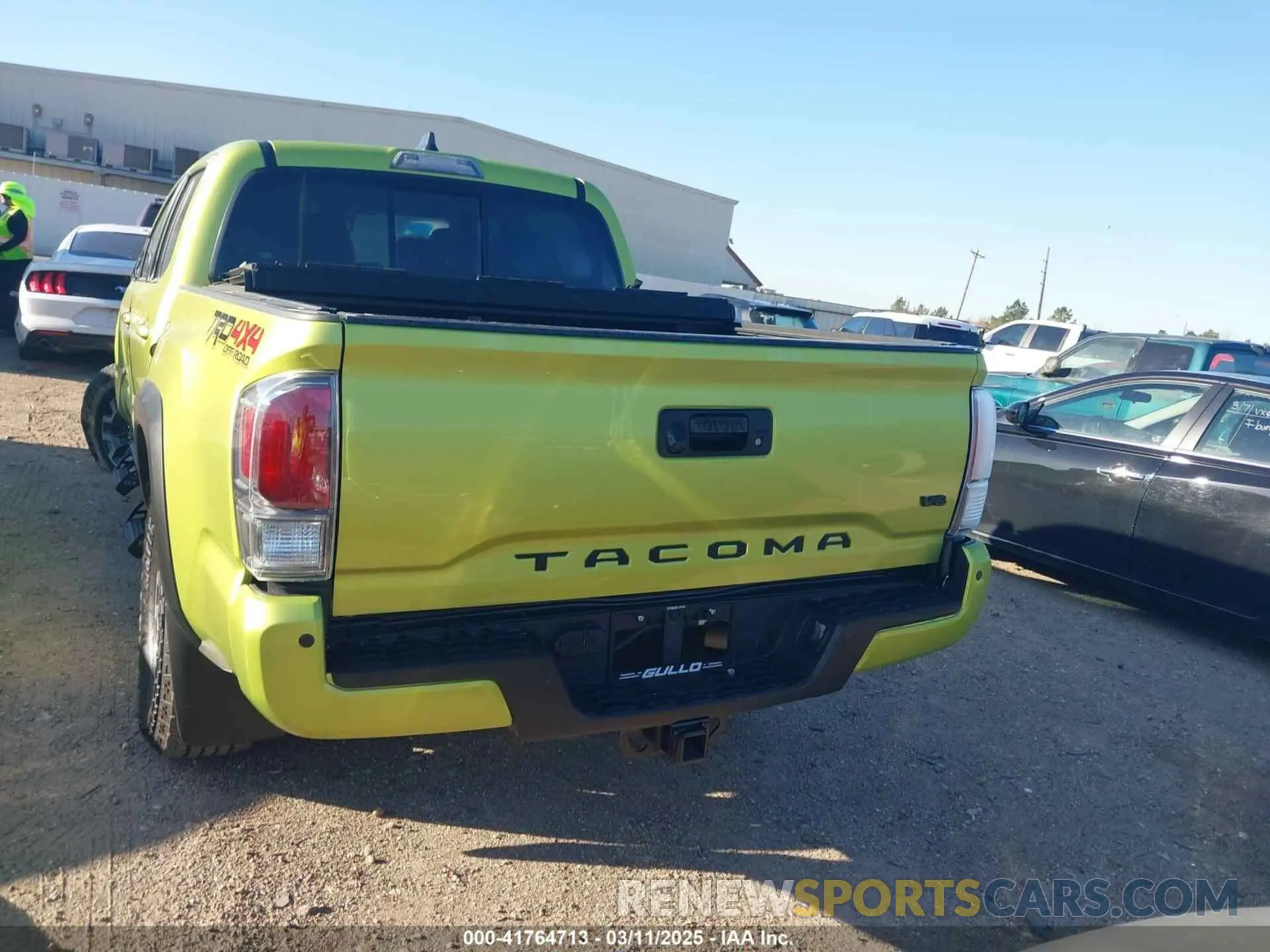 17 Photograph of a damaged car 3TYCZ5AN6PT152645 TOYOTA TACOMA 2023