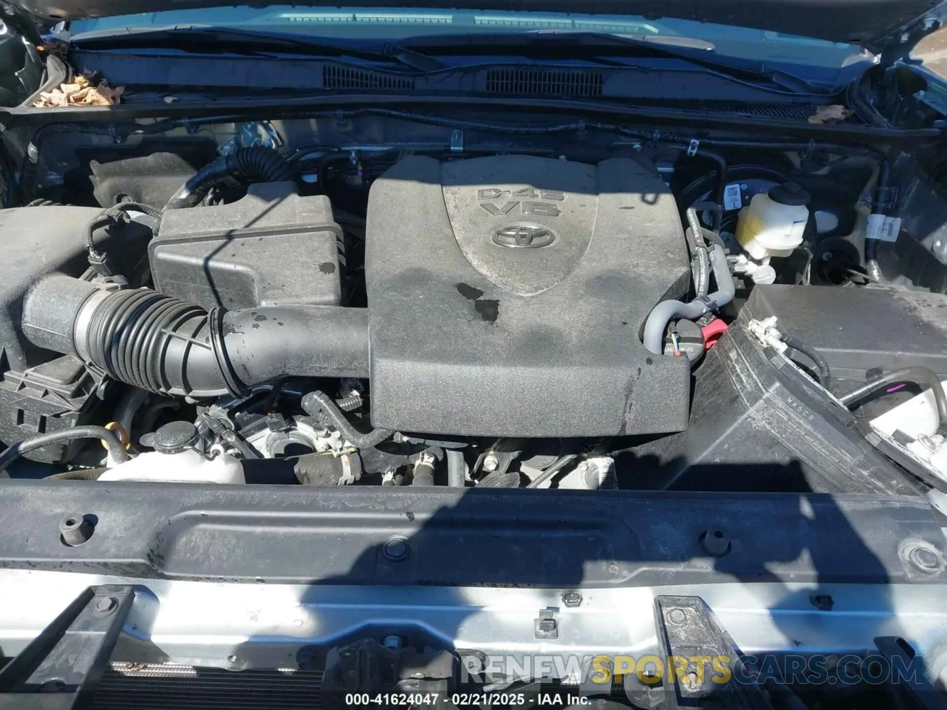 10 Photograph of a damaged car 3TYCZ5AN7PT122067 TOYOTA TACOMA 2023