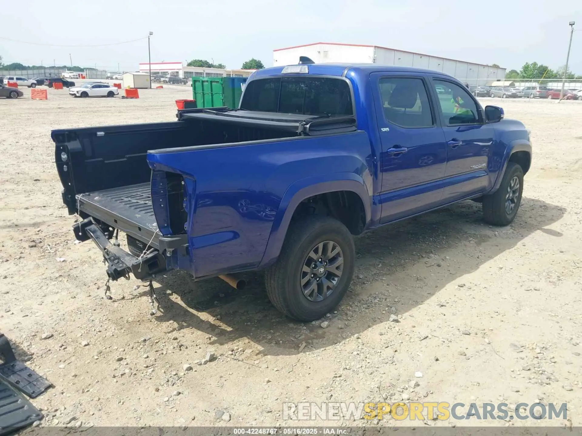 4 Photograph of a damaged car 3TYCZ5AN8PT116052 TOYOTA TACOMA 2023