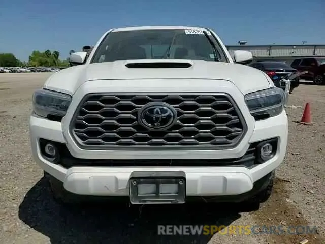 10 Photograph of a damaged car 3TYCZ5AN9PT164000 TOYOTA TACOMA 2023