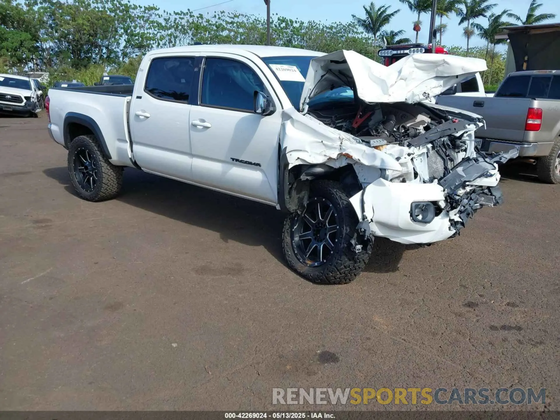 1 Photograph of a damaged car 3TYDZ5BN0PT021763 TOYOTA TACOMA 2023