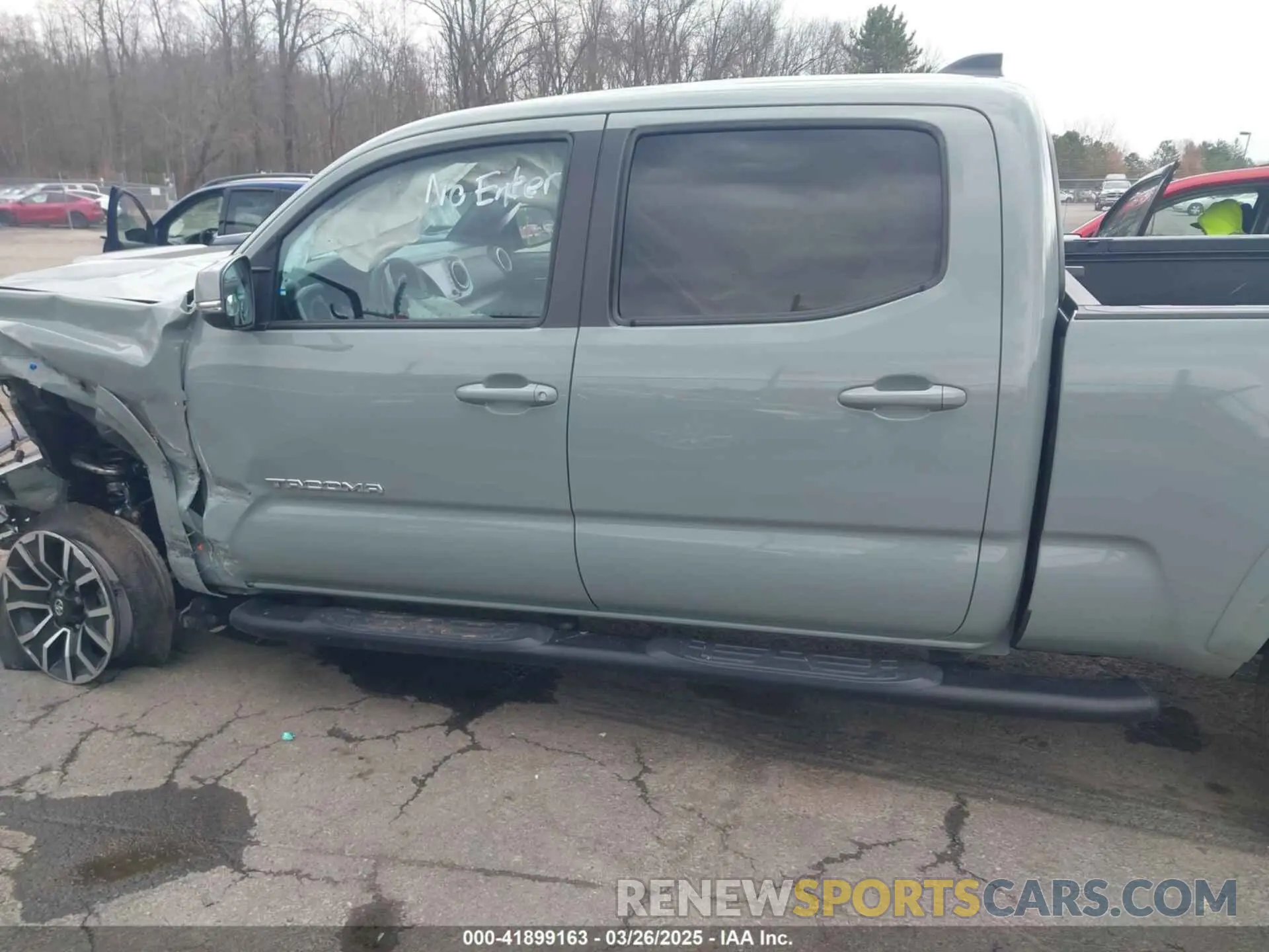 15 Photograph of a damaged car 3TYDZ5BN0PT033430 TOYOTA TACOMA 2023