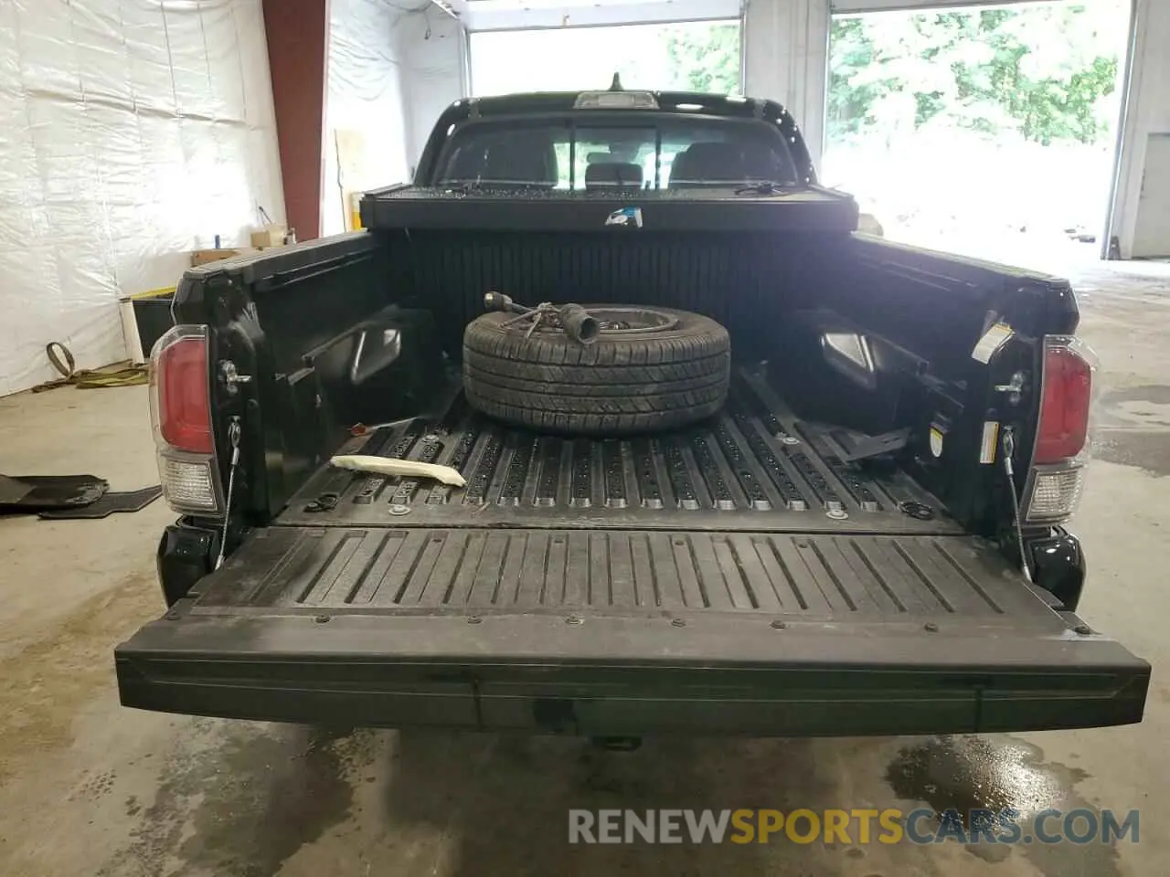 6 Photograph of a damaged car 3TYDZ5BN2PT035616 TOYOTA TACOMA 2023