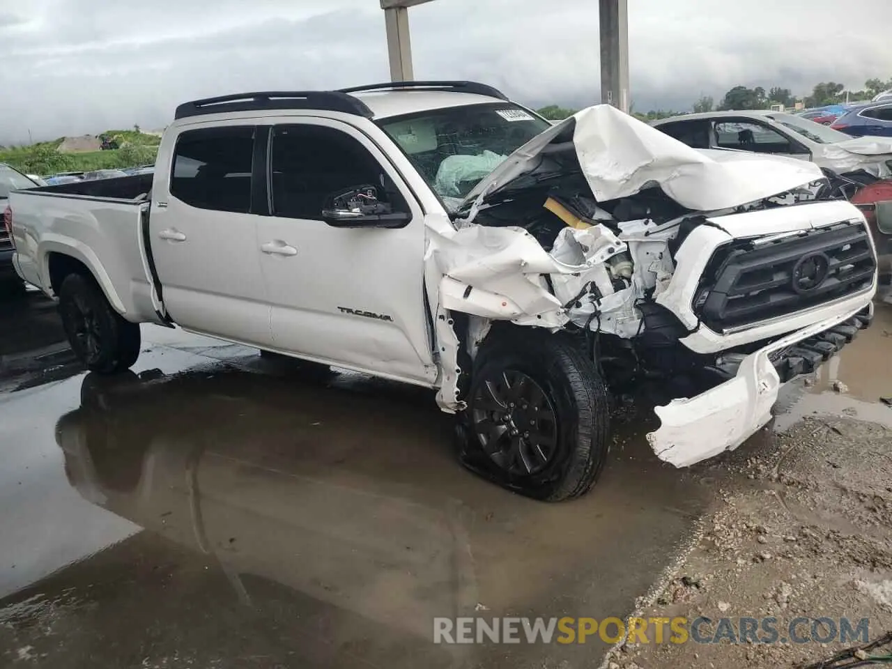 4 Photograph of a damaged car 3TYDZ5BN4PT019434 TOYOTA TACOMA 2023
