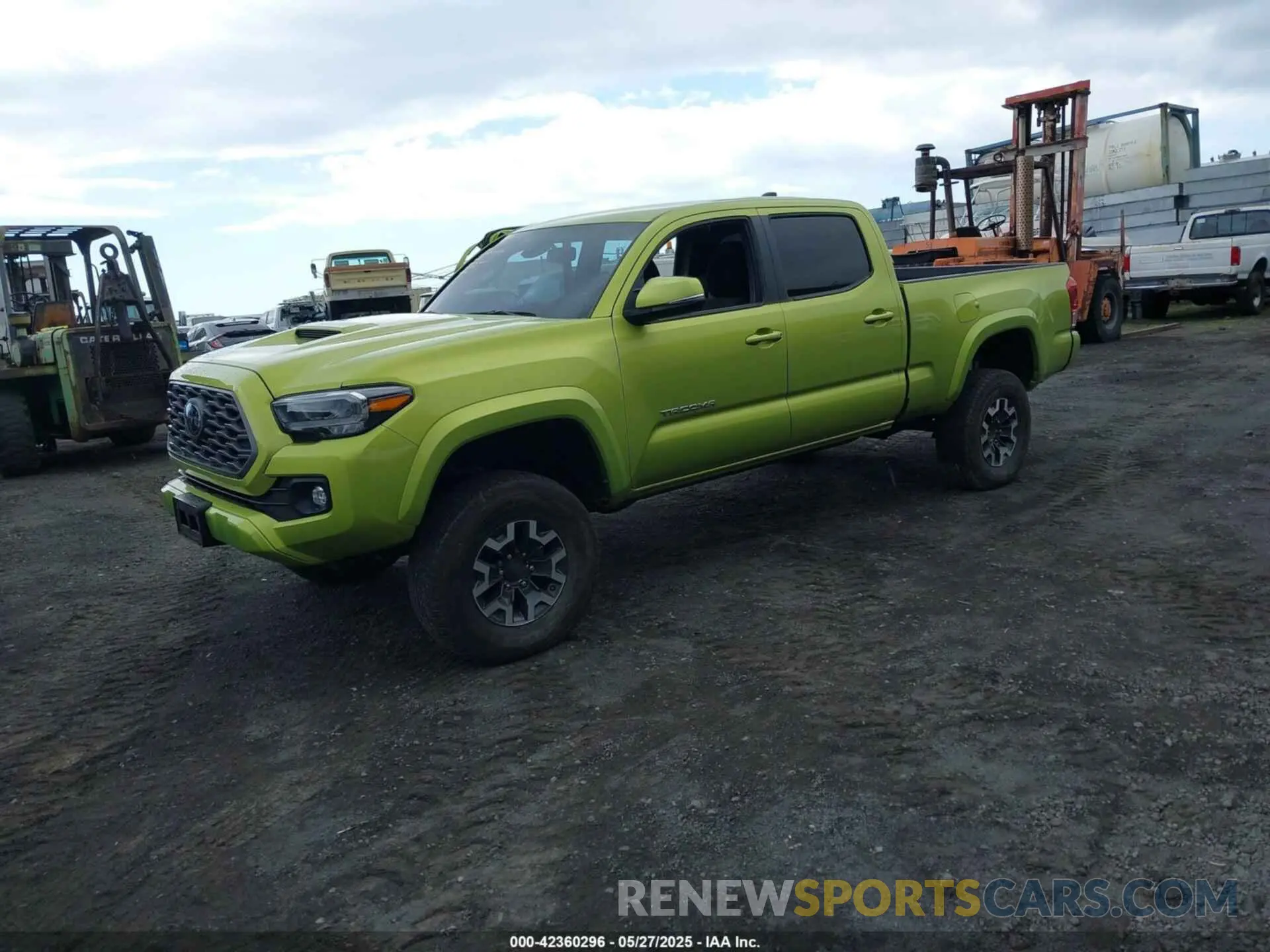 2 Photograph of a damaged car 3TYDZ5BN5PT026246 TOYOTA TACOMA 2023