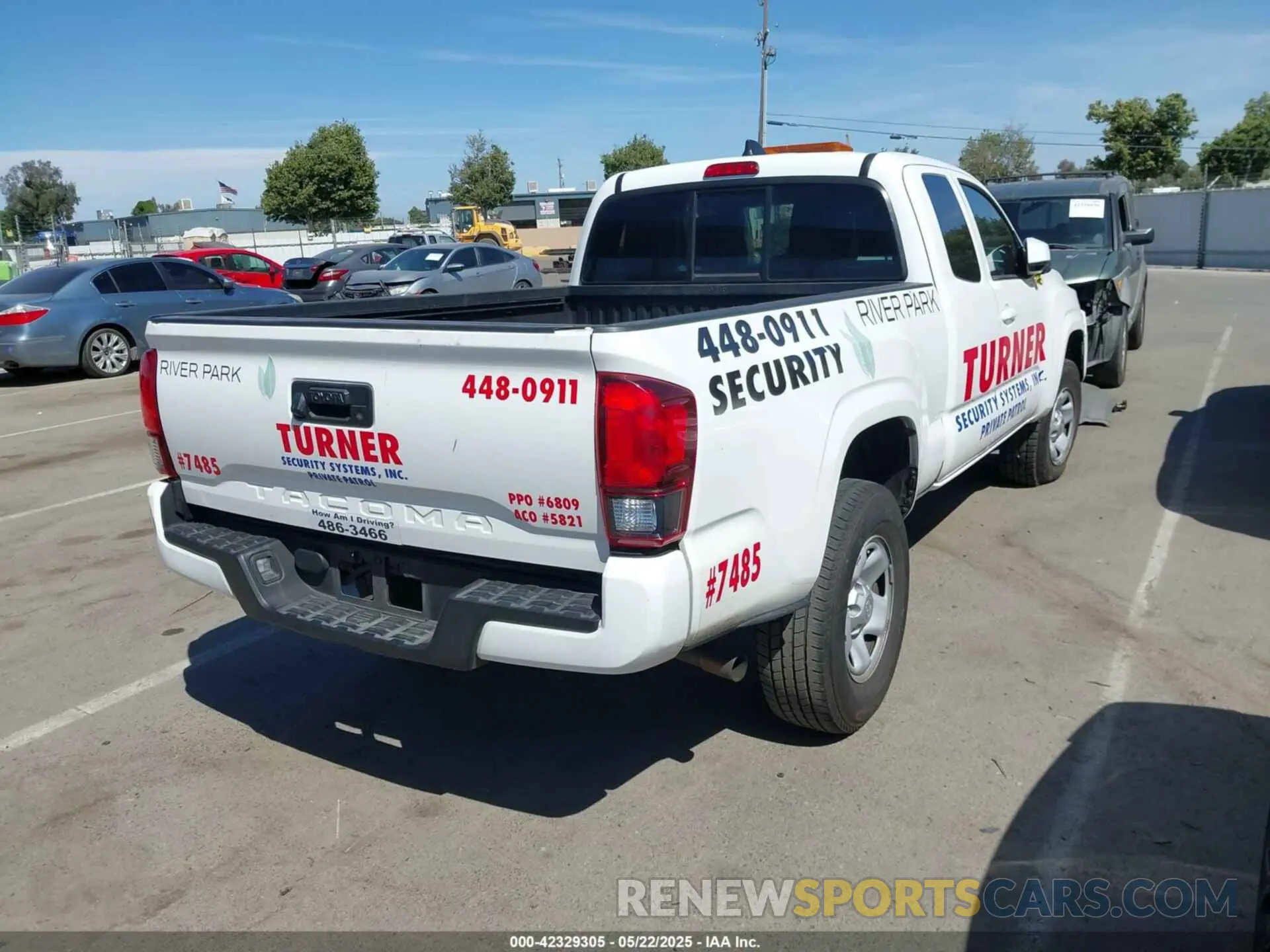4 Photograph of a damaged car 3TYRX5GN0PT090182 TOYOTA TACOMA 2023