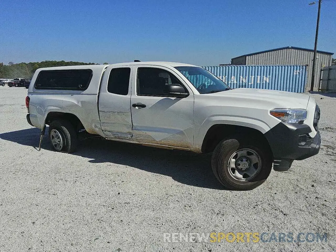 4 Photograph of a damaged car 3TYRX5GN1PT071589 TOYOTA TACOMA 2023