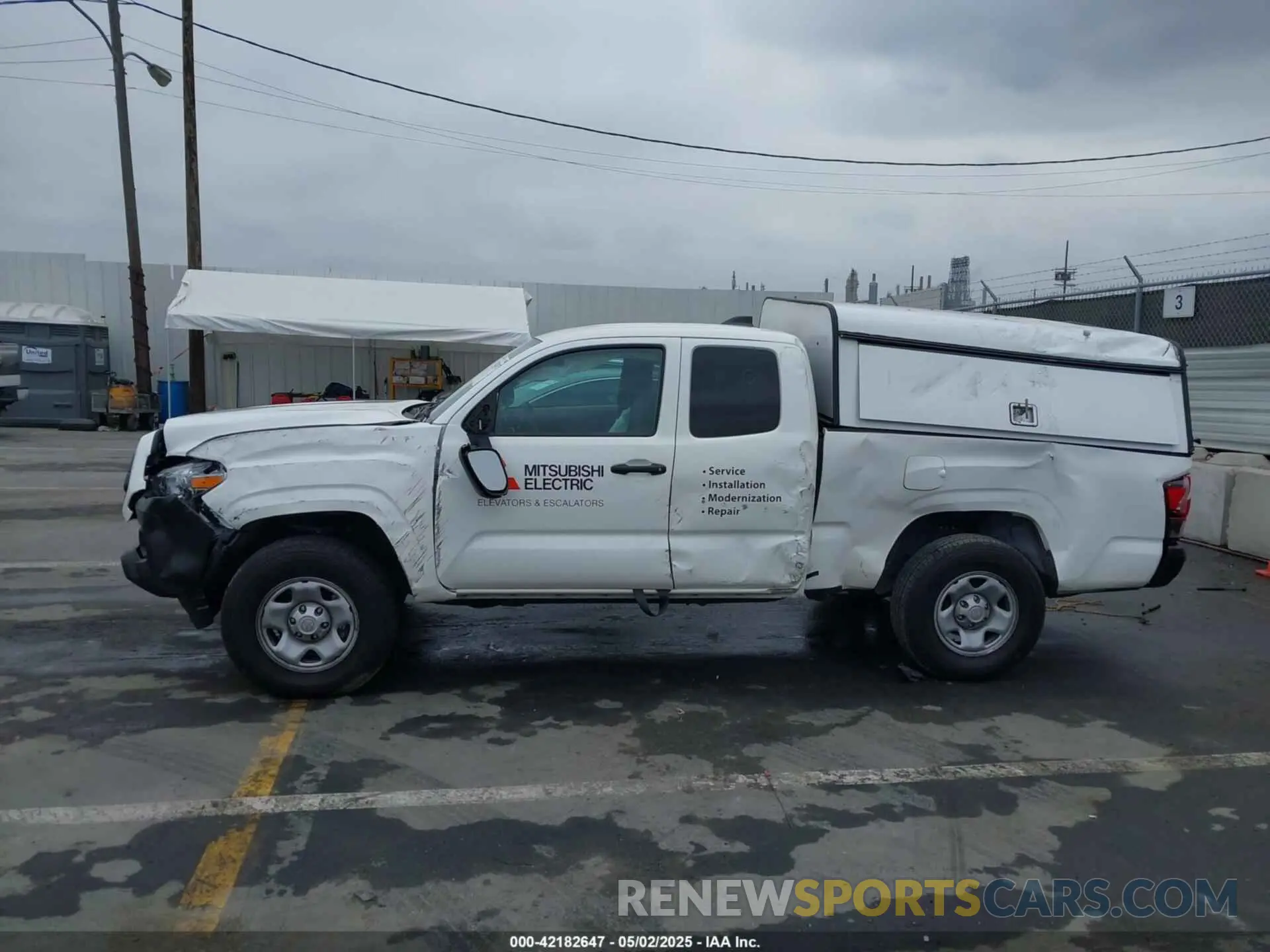 14 Photograph of a damaged car 3TYRX5GN2PT074386 TOYOTA TACOMA 2023