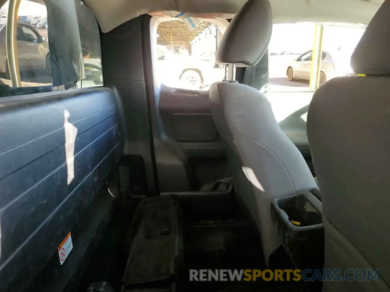 10 Photograph of a damaged car 3TYRX5GN2PT084805 TOYOTA TACOMA 2023