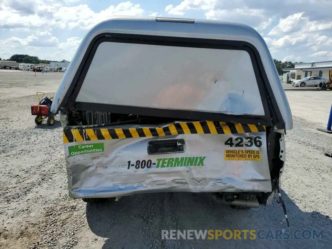 10 Photograph of a damaged car 3TYRX5GN6PT073869 TOYOTA TACOMA 2023
